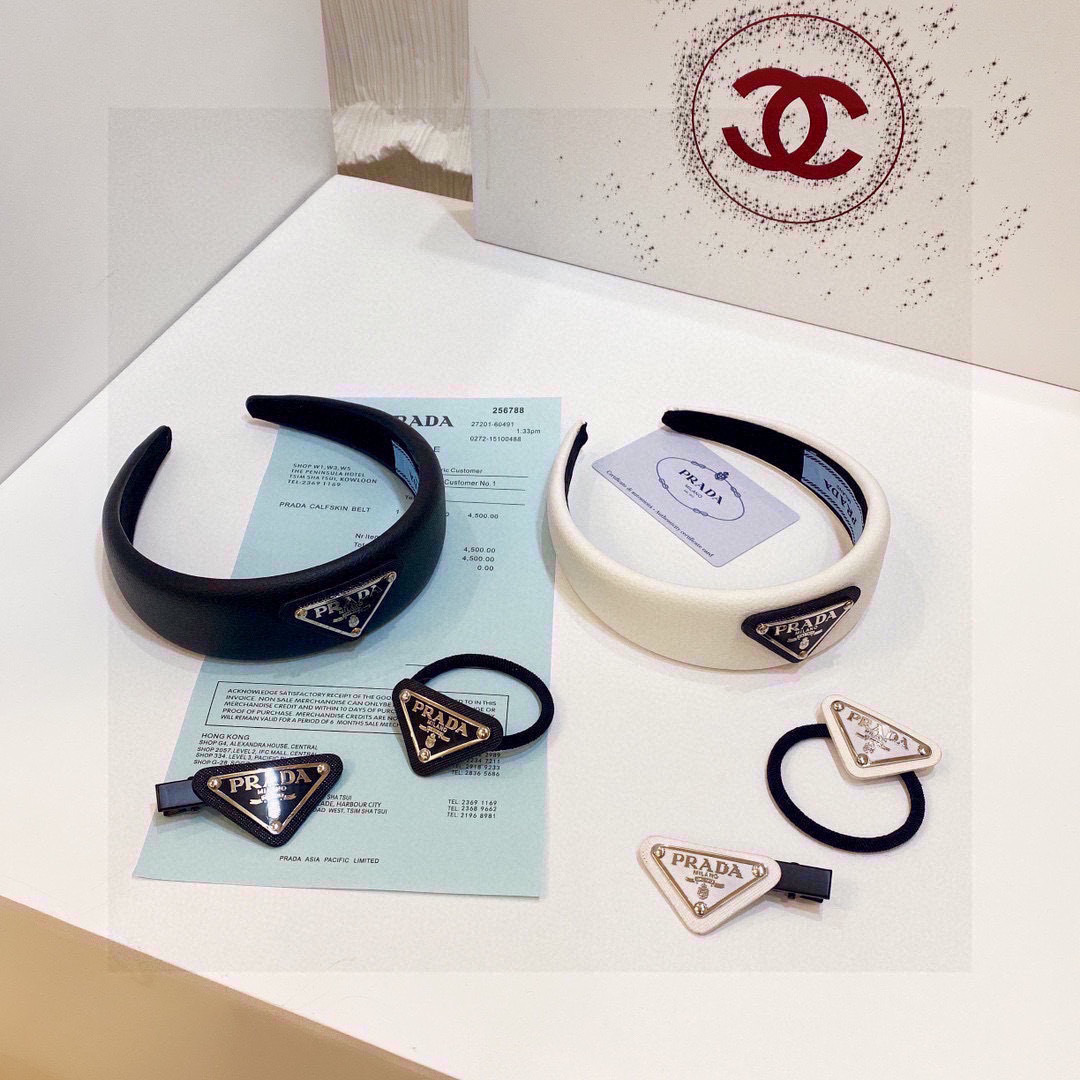 爆款 （三件套）配专柜包装PRADA（普拉达）发箍、发圈、发夹（三件套）可分开搭配 经典logo 非常洋
