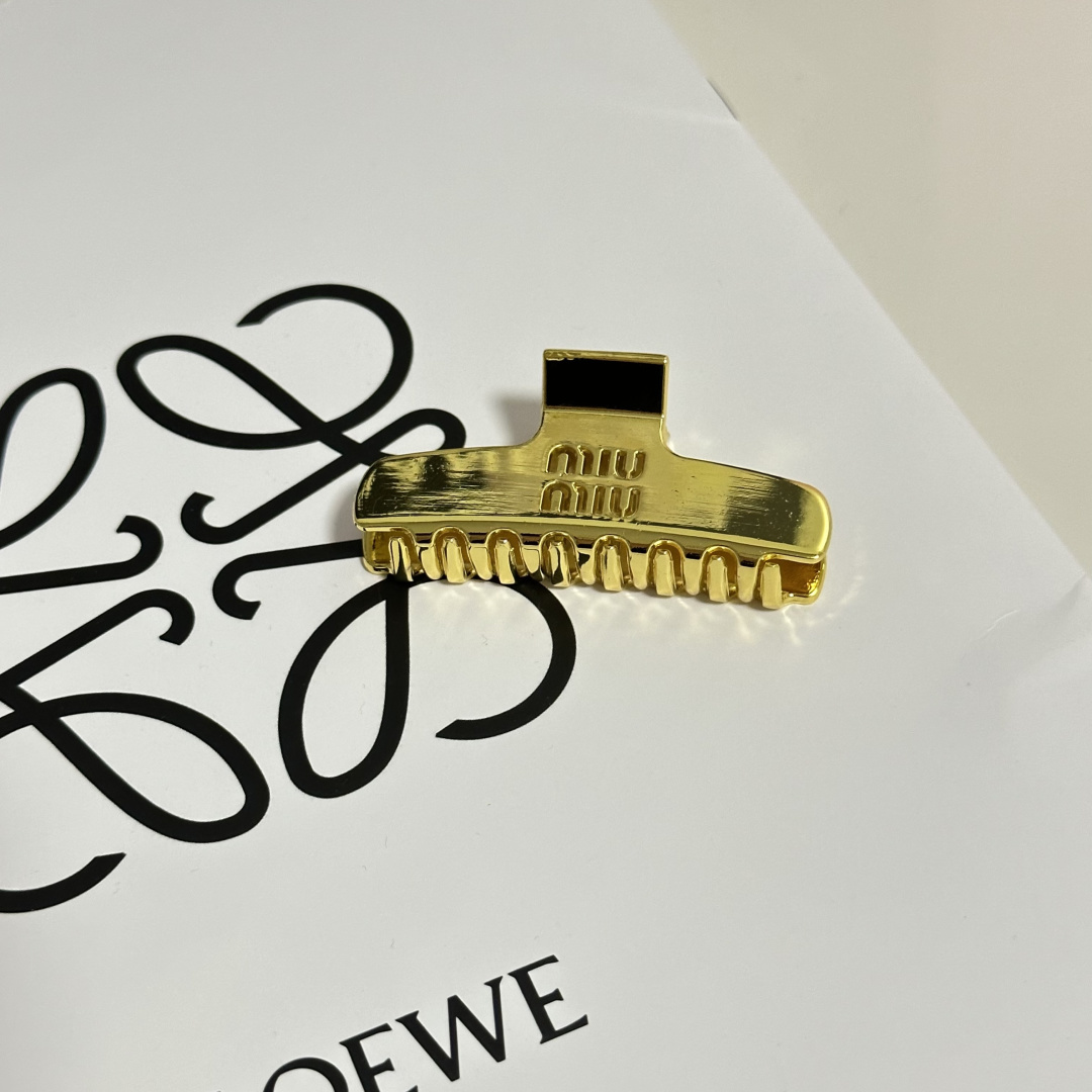 （单个）配专柜包装 MiuMiu（缪缪）最新爆款五金抓夹中古vintage复古抓夹优雅的girl值得入手