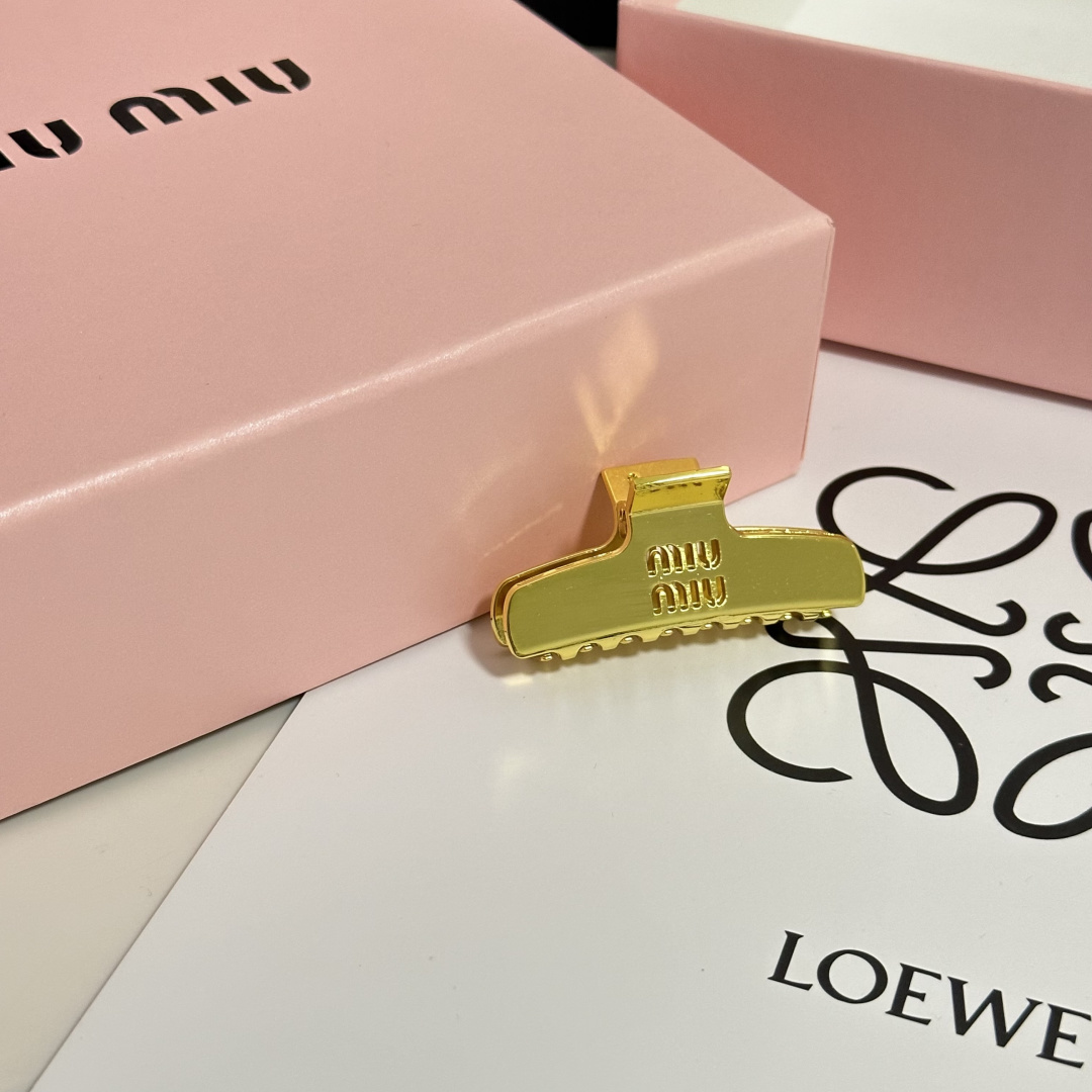 （单个）配专柜包装 MiuMiu（缪缪）最新爆款五金抓夹中古vintage复古抓夹优雅的girl值得入手