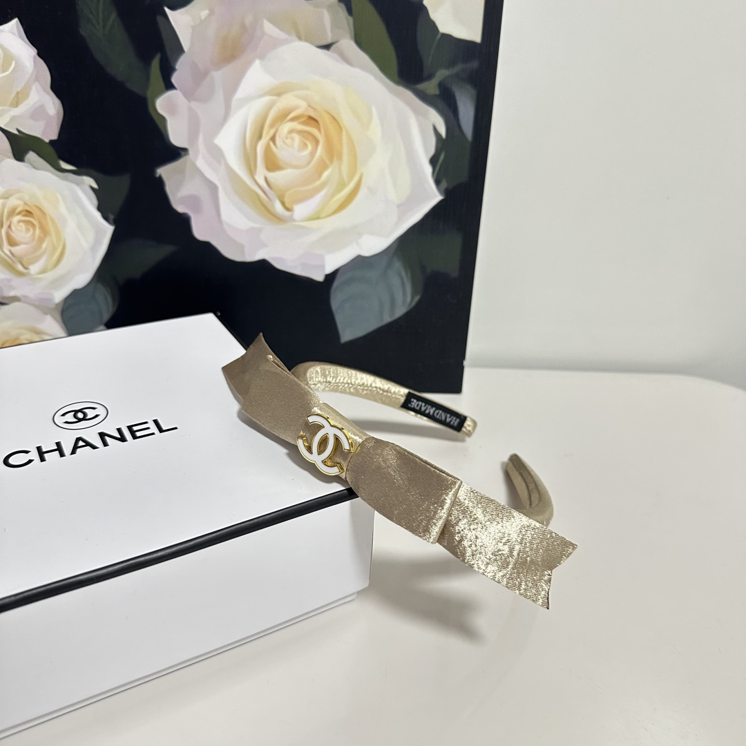 配专柜包装Chanel（香奈儿）最新发箍小仙女快入手特殊材质 不嘞头可盐可甜～