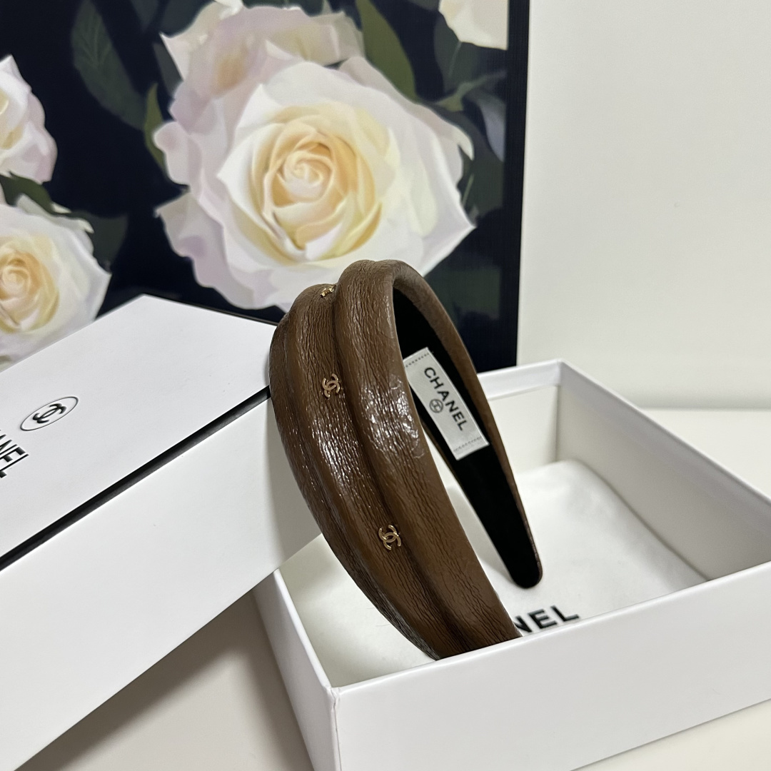 配专柜包装Chanel（香奈儿）最新发箍小仙女快入手特殊材质 不嘞头可盐可甜～