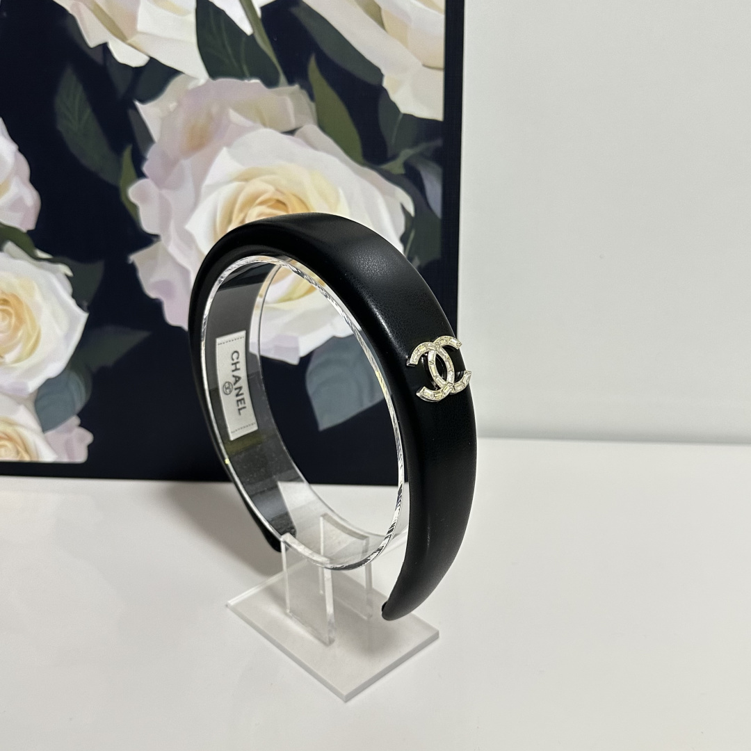 配专柜包装Chanel （香奈儿）最新小羊皮发箍#信我！人手必备的单品 这件必须买洋气神仙颜值💕💫小仙女