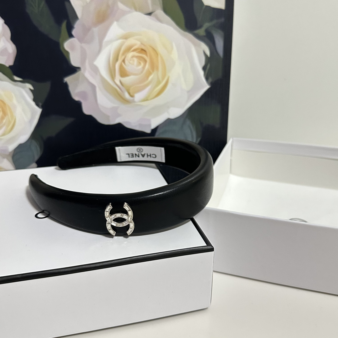 配专柜包装Chanel （香奈儿）最新小羊皮发箍#信我！人手必备的单品 这件必须买洋气神仙颜值💕💫小仙女