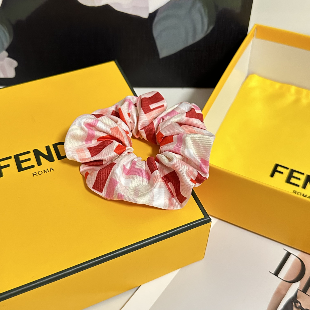 配专柜包装Fendi（芬迪）最新FF发圈小仙女快入手特殊材质 不嘞头可盐可甜～