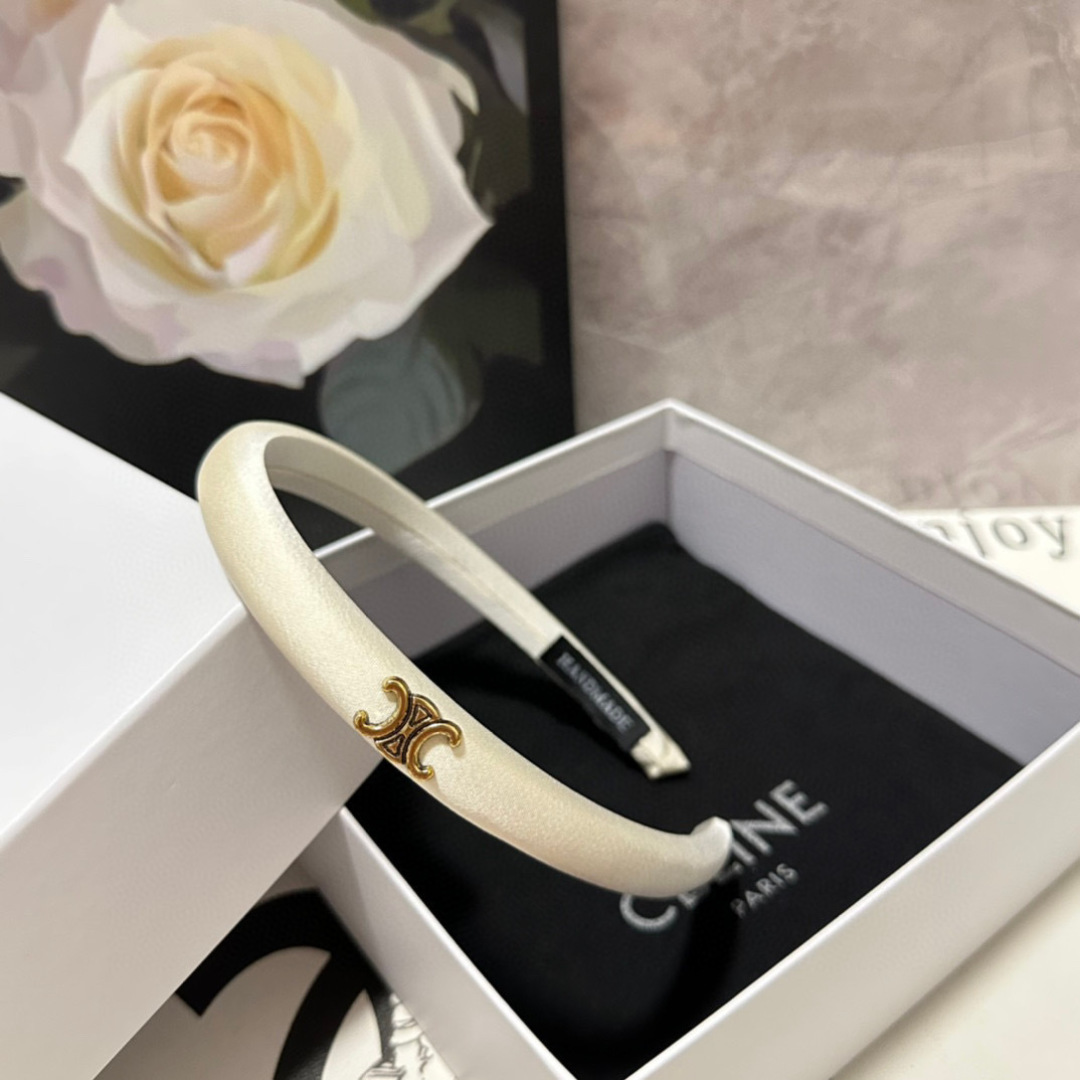 配专柜包装Celine（赛琳）最新高奢发箍小仙女入手特殊材质 不嘞头可盐可甜～