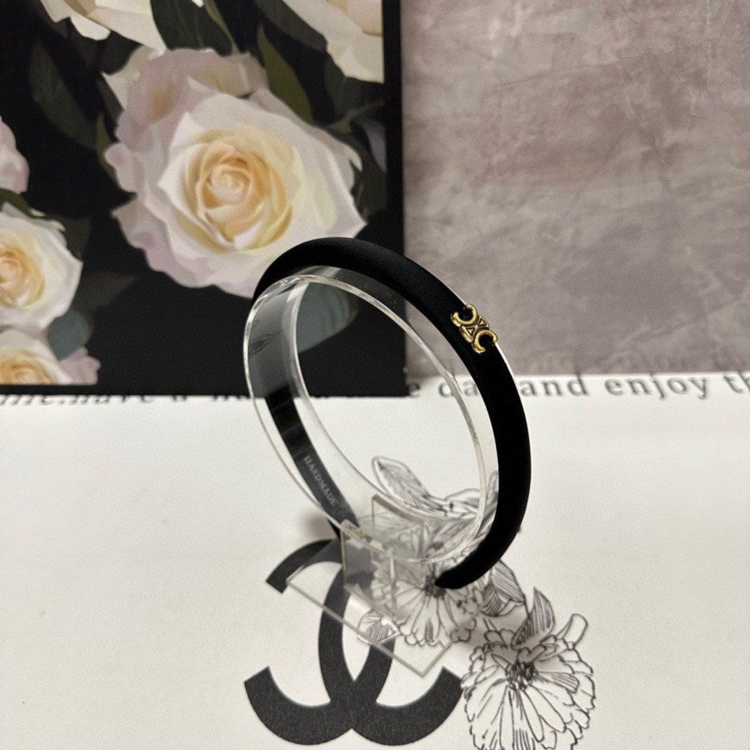 配专柜包装Celine（赛琳）最新高奢发箍小仙女入手特殊材质 不嘞头可盐可甜～