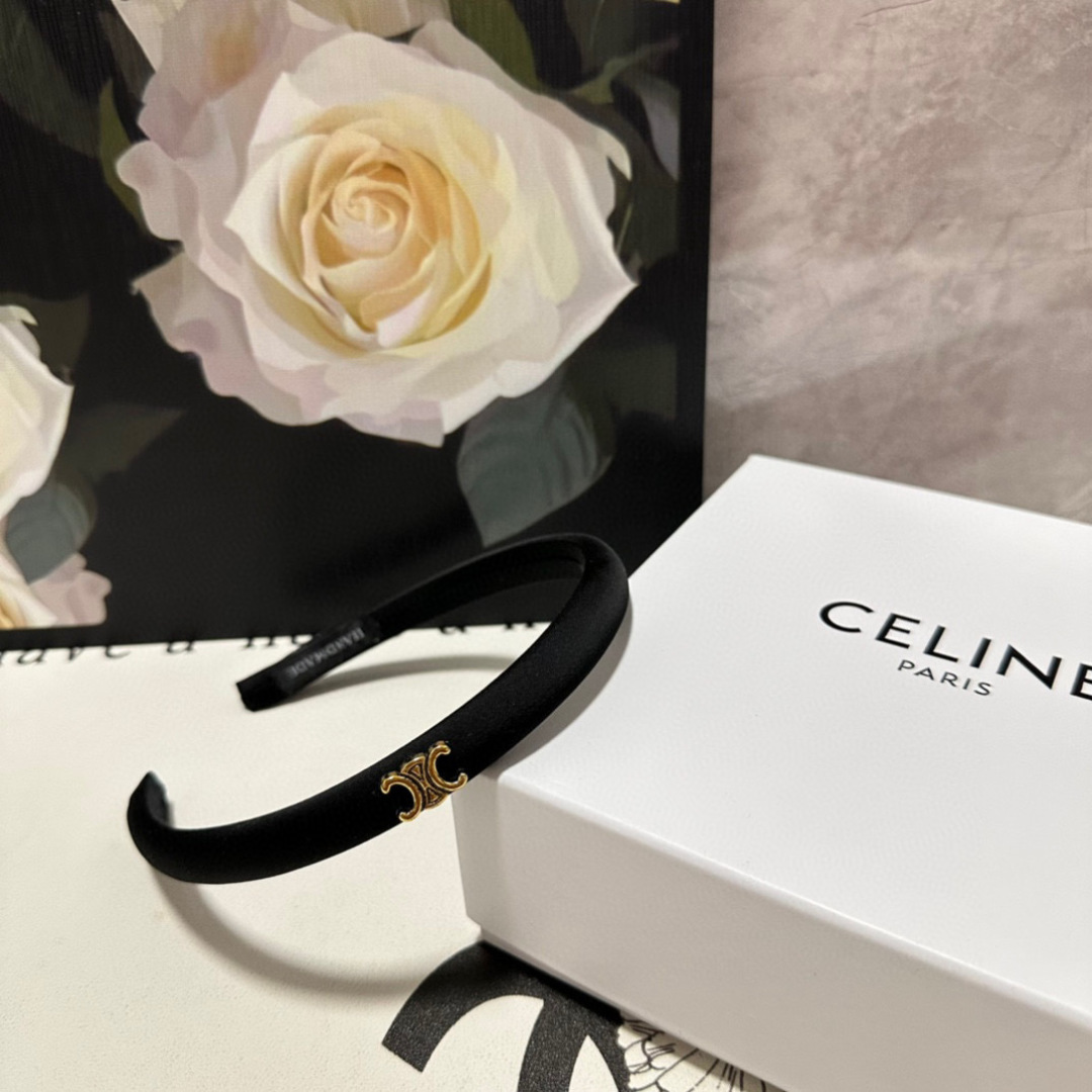 配专柜包装Celine（赛琳）最新高奢发箍小仙女入手特殊材质 不嘞头可盐可甜～
