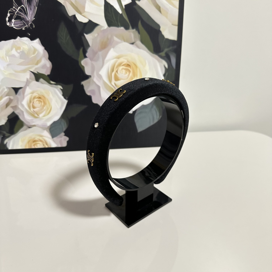 配专柜包装Celine（赛琳）最新发箍小仙女快入手特殊材质 不嘞头可盐可甜～