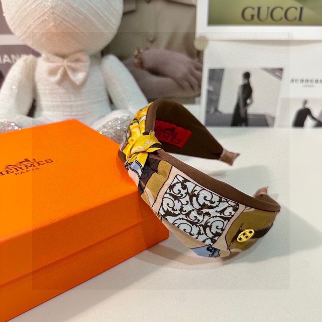 配专柜包装HERMÈS （爱马仕）最新发箍小仙女入手特殊材质 不嘞头可盐可甜～