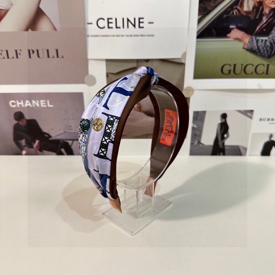 配专柜包装HERMÈS （爱马仕）最新发箍小仙女入手特殊材质 不嘞头可盐可甜～