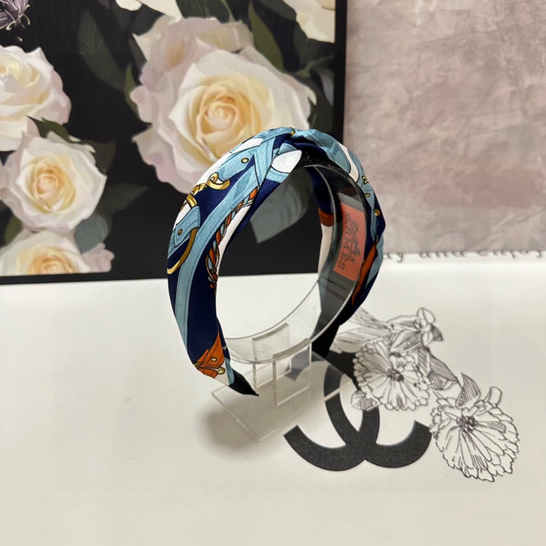 配专柜包装Hermes （爱马仕）最新发箍小仙女快入手特殊材质 不嘞头可盐可甜～