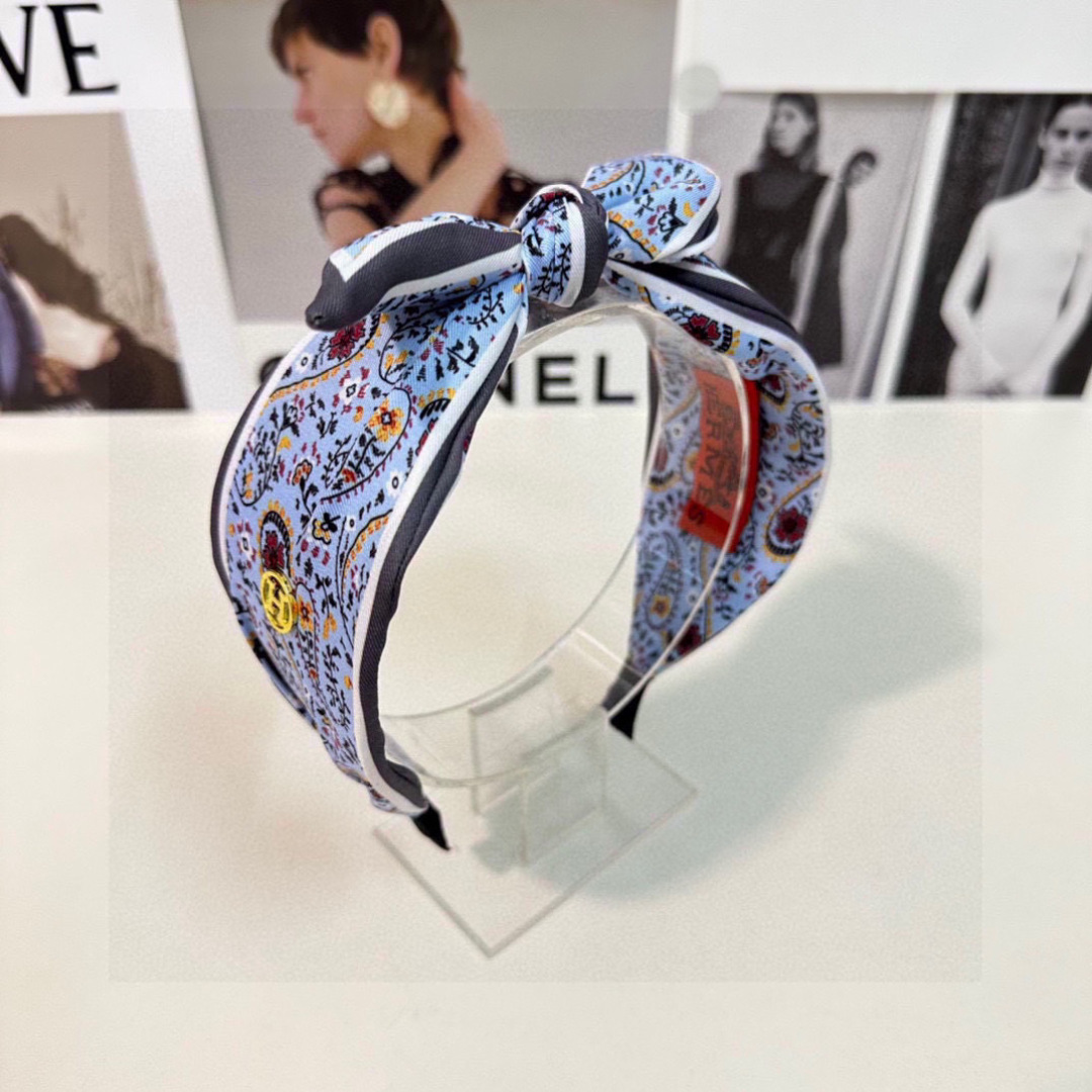 配专柜包装HERMÈS （爱马仕）最新发箍#信我！人手必备的单品 这件必须买洋气神仙颜值💕💫小仙女要收了