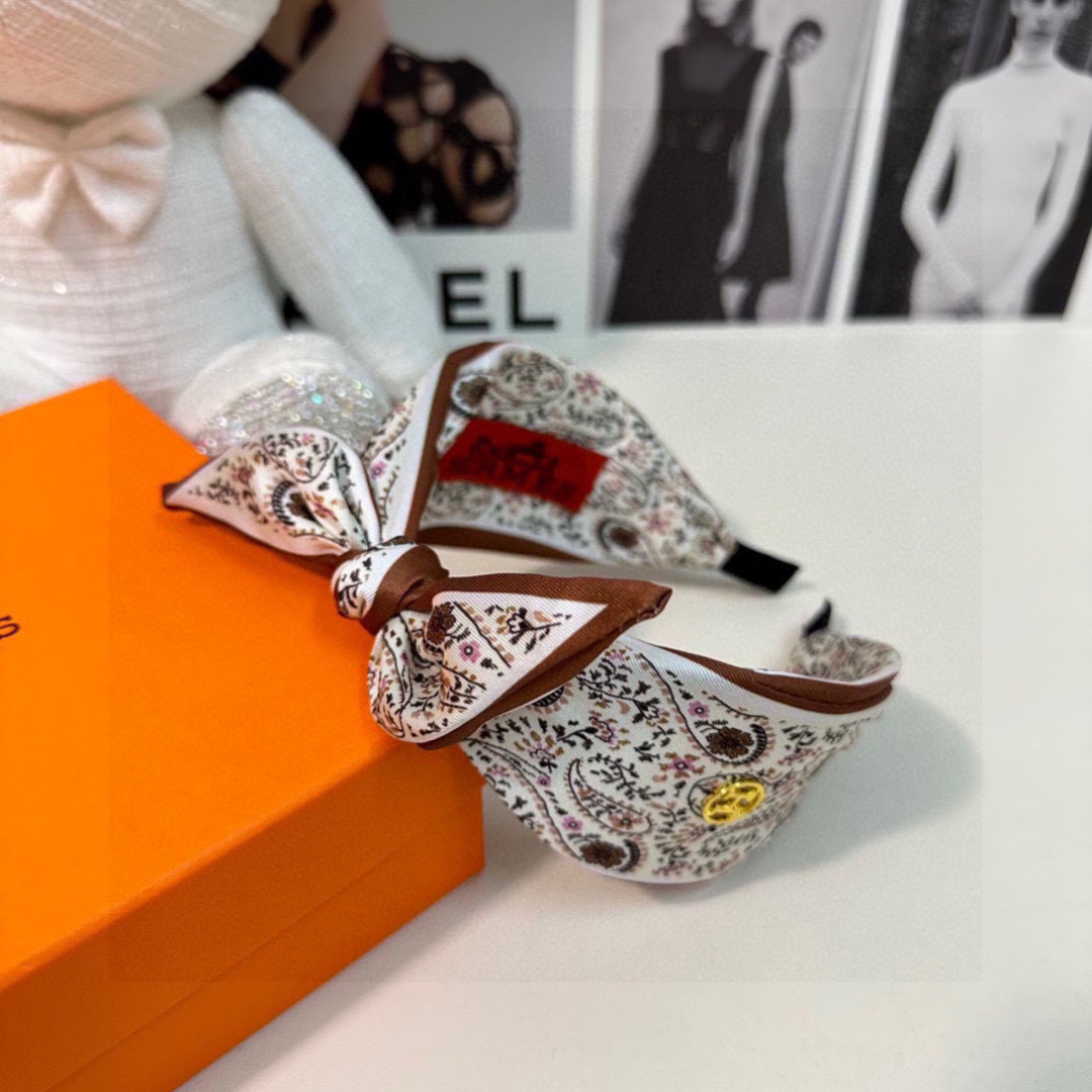 配专柜包装HERMÈS （爱马仕）最新发箍#信我！人手必备的单品 这件必须买洋气神仙颜值💕💫小仙女要收了