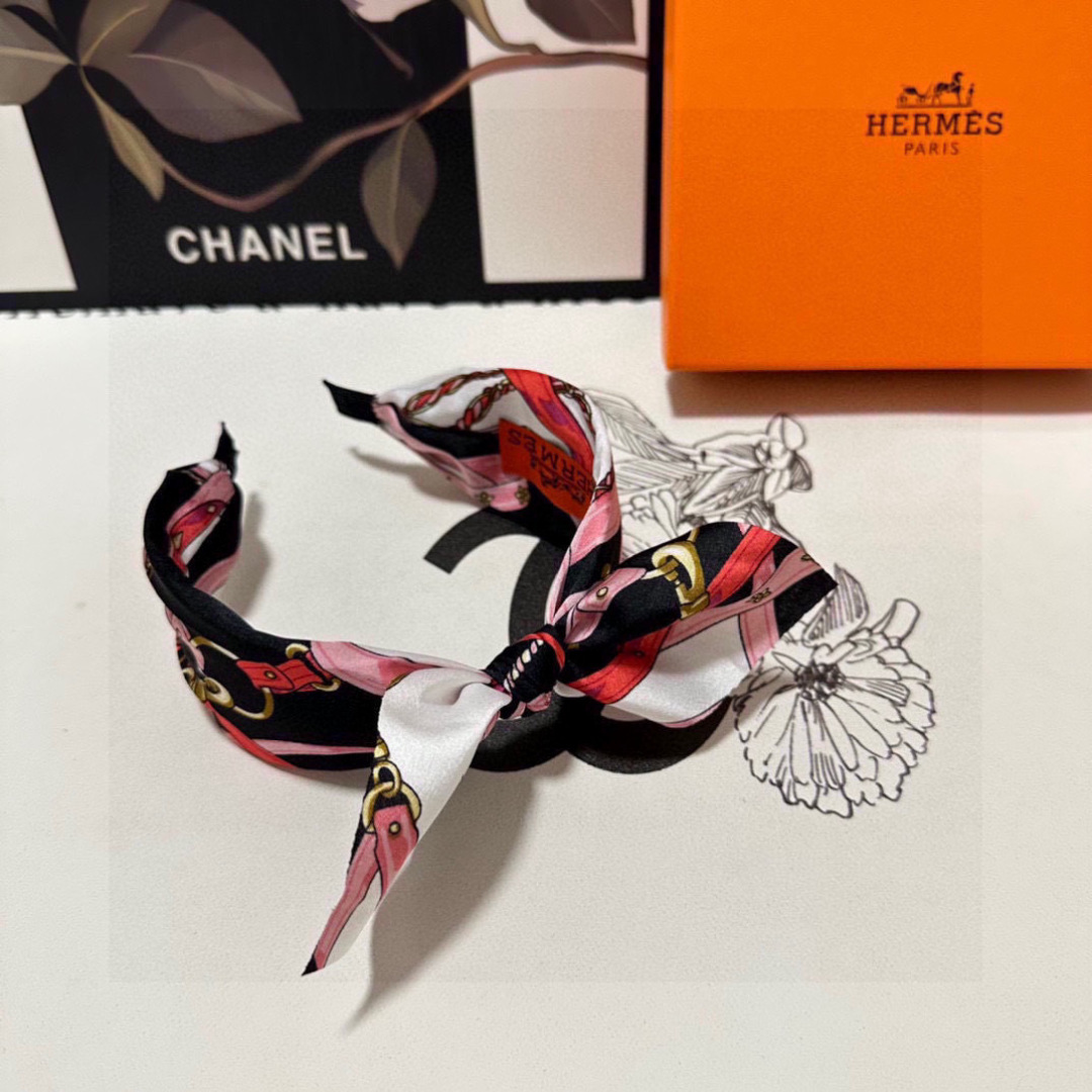 配专柜包装Hermes （爱马仕）最新发箍小仙女快入手特殊材质 不嘞头可盐可甜～