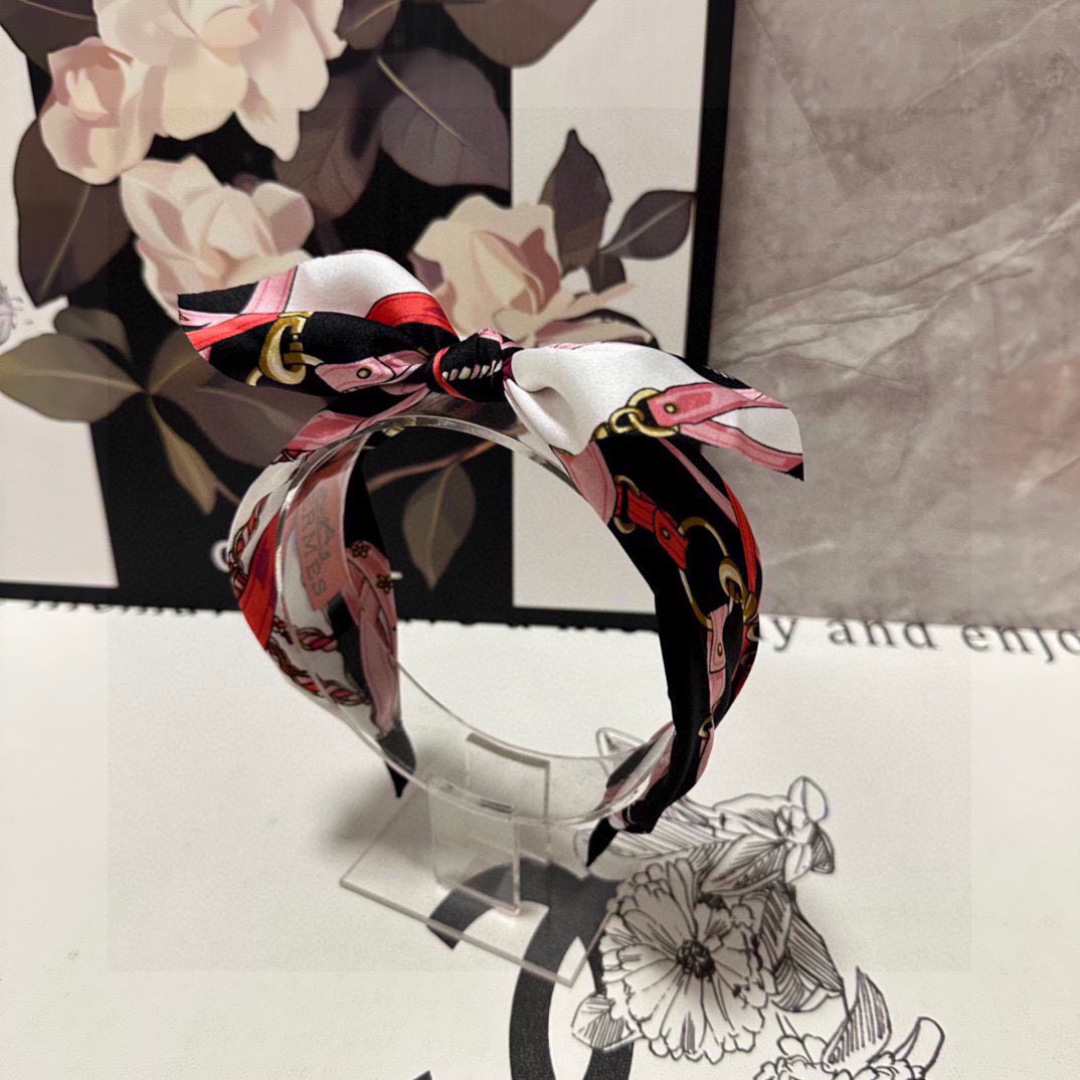 配专柜包装Hermes （爱马仕）最新发箍小仙女快入手特殊材质 不嘞头可盐可甜～