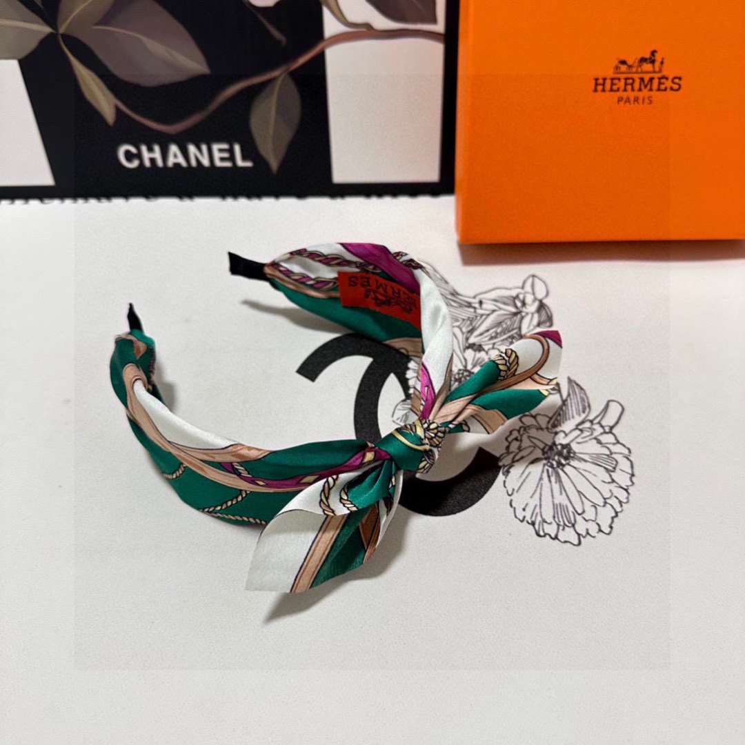 配专柜包装Hermes （爱马仕）最新发箍小仙女快入手特殊材质 不嘞头可盐可甜～