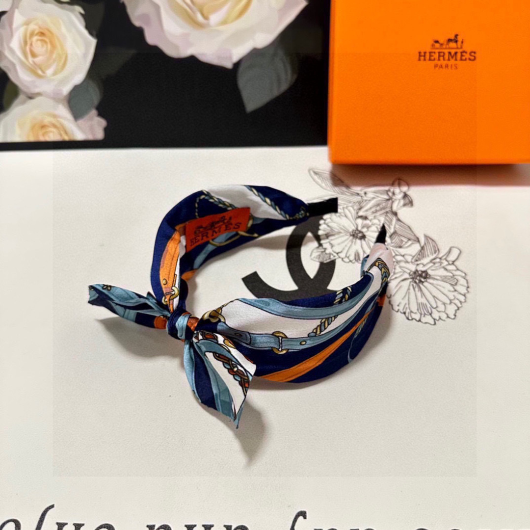配专柜包装Hermes （爱马仕）最新发箍小仙女快入手特殊材质 不嘞头可盐可甜～