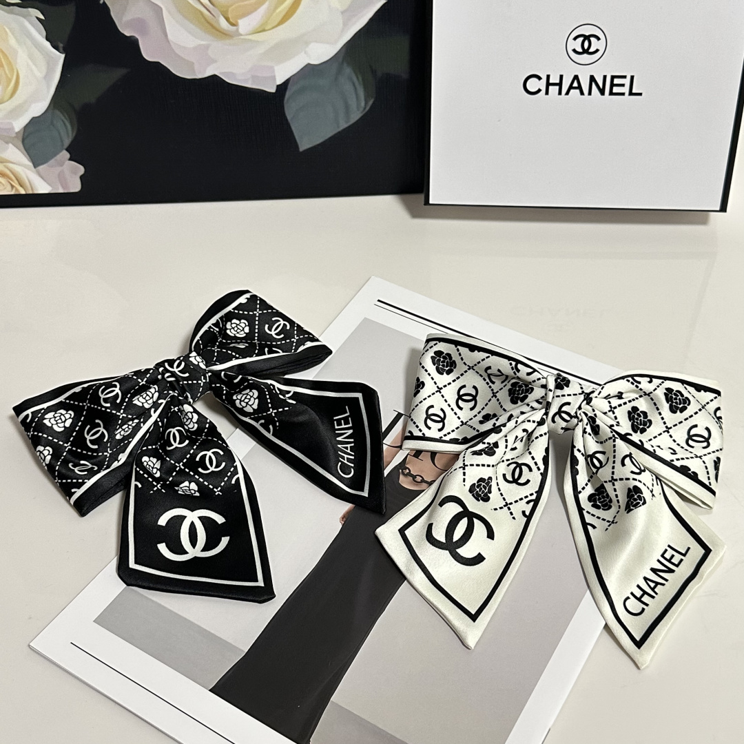 配专柜包装Chanel（香奈儿）最新蝴蝶结中古发夹#信我！人手必备的单品 这件必须买洋气神仙颜值💕💫小仙