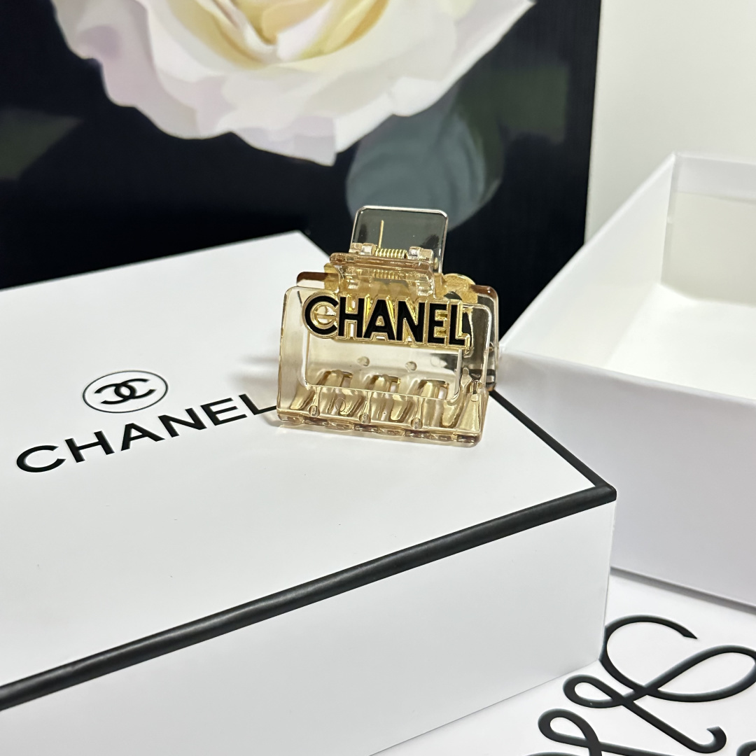 （单个）配专柜包装 Chanel（香奈儿）最新爆款来啦✨💫中古vintage复古抓夹优雅的girl值得入