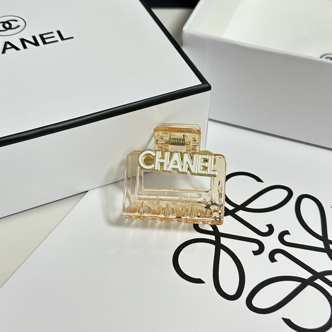 （单个）配专柜包装 Chanel（香奈儿）最新爆款来啦✨💫中古vintage复古抓夹优雅的girl值得入