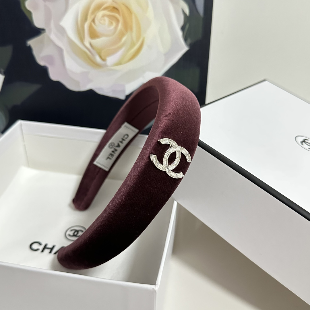 配专柜包装Chanel（香奈儿）最新丝绒发箍小仙女快入手特殊材质 不嘞头可盐可甜～
