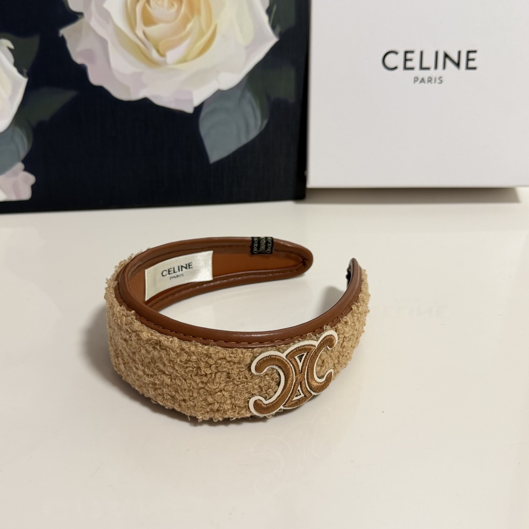 配专柜包装Celine（赛琳）最新发箍小仙女快入手特殊材质 不嘞头可盐可甜～