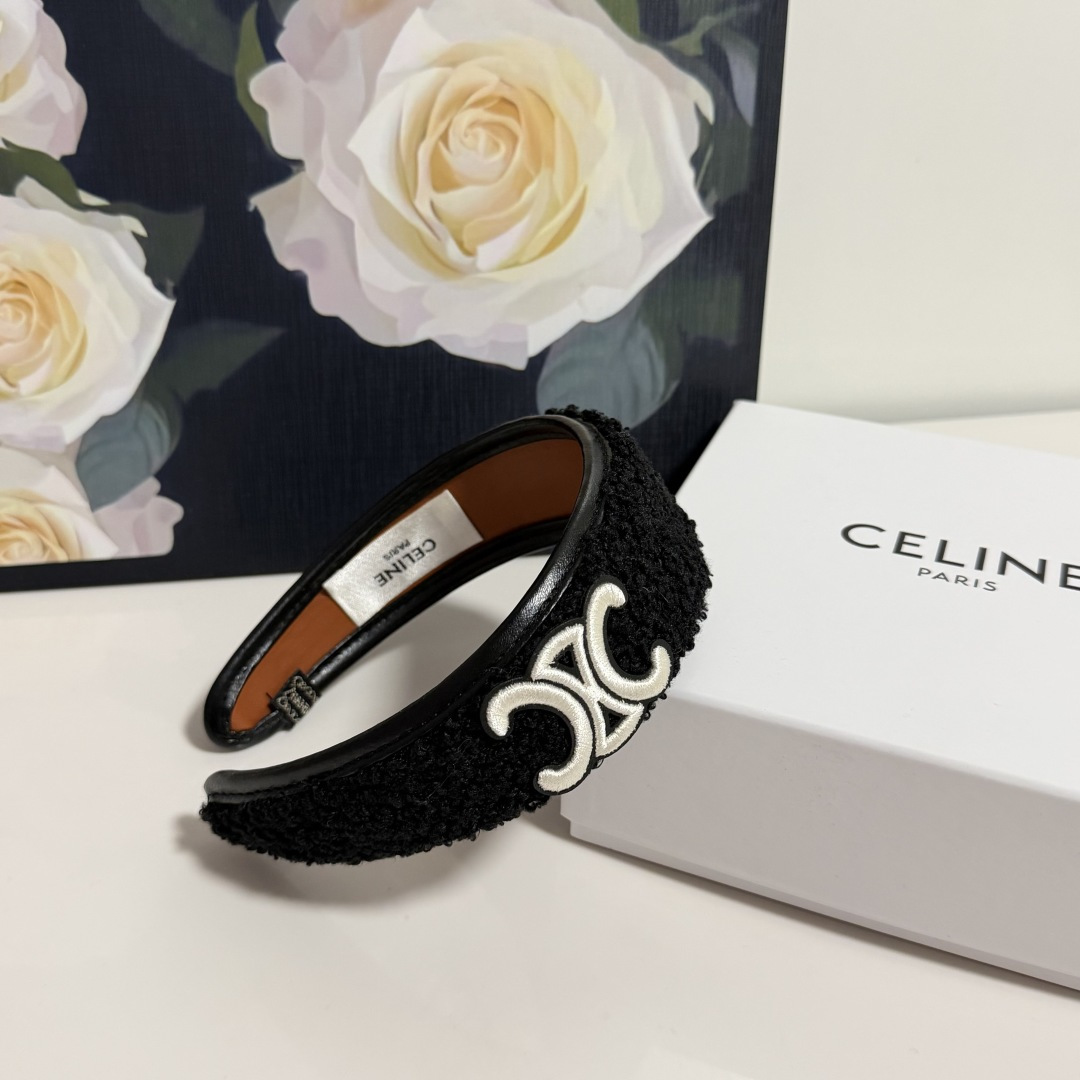 配专柜包装Celine（赛琳）最新发箍小仙女快入手特殊材质 不嘞头可盐可甜～