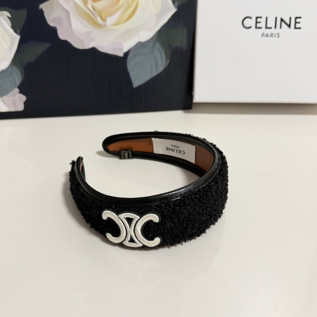 配专柜包装Celine（赛琳）最新发箍小仙女快入手特殊材质 不嘞头可盐可甜～