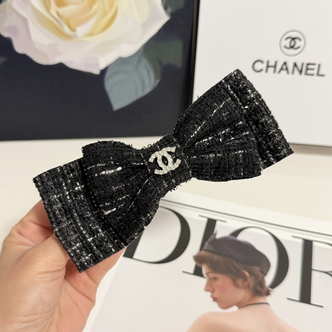配专柜包装Chanel（香奈儿）最新蝴蝶结发夹#信我！人手必备的单品 这件必须买洋气神仙颜值💕💫小仙女要