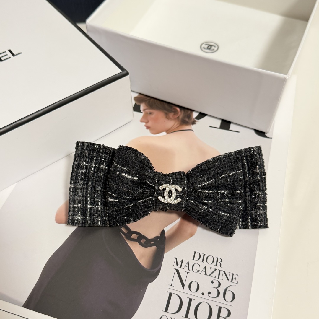 配专柜包装Chanel（香奈儿）最新蝴蝶结发夹#信我！人手必备的单品 这件必须买洋气神仙颜值💕💫小仙女要