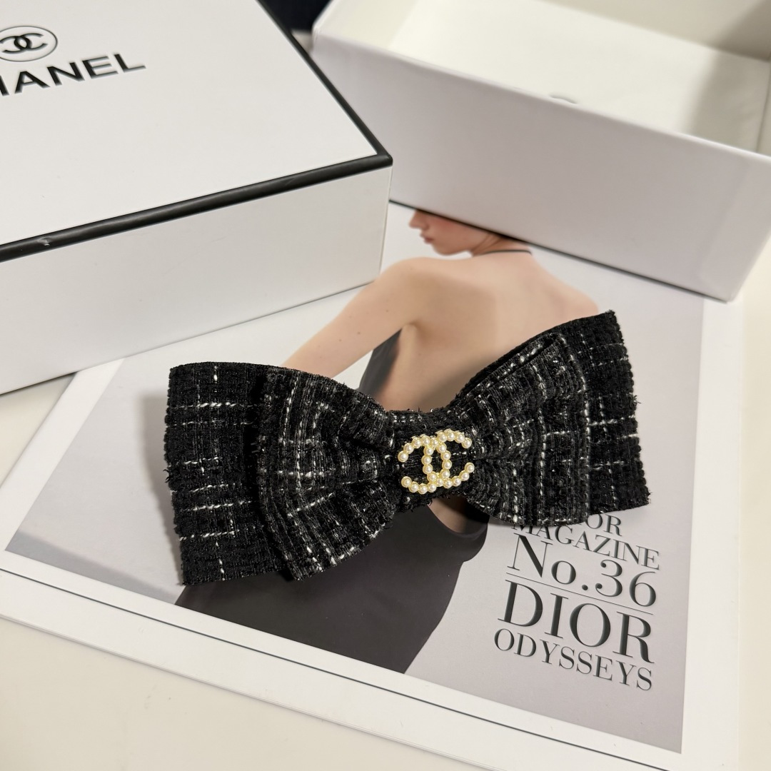 配专柜包装Chanel（香奈儿）最新蝴蝶结发夹#信我！人手必备的单品 这件必须买洋气神仙颜值💕💫小仙女要