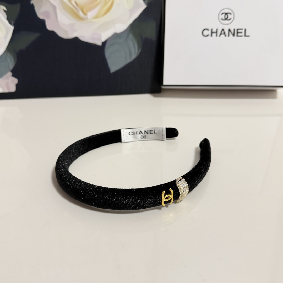 配专柜包装Chanel（香奈儿）最新发箍小仙女快入手特殊材质 不嘞头可盐可甜～