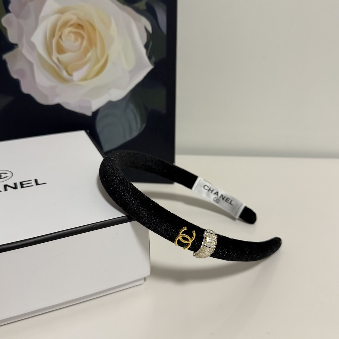 配专柜包装Chanel（香奈儿）最新发箍小仙女快入手特殊材质 不嘞头可盐可甜～