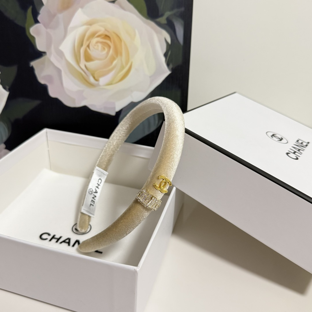 配专柜包装Chanel（香奈儿）最新发箍小仙女快入手特殊材质 不嘞头可盐可甜～