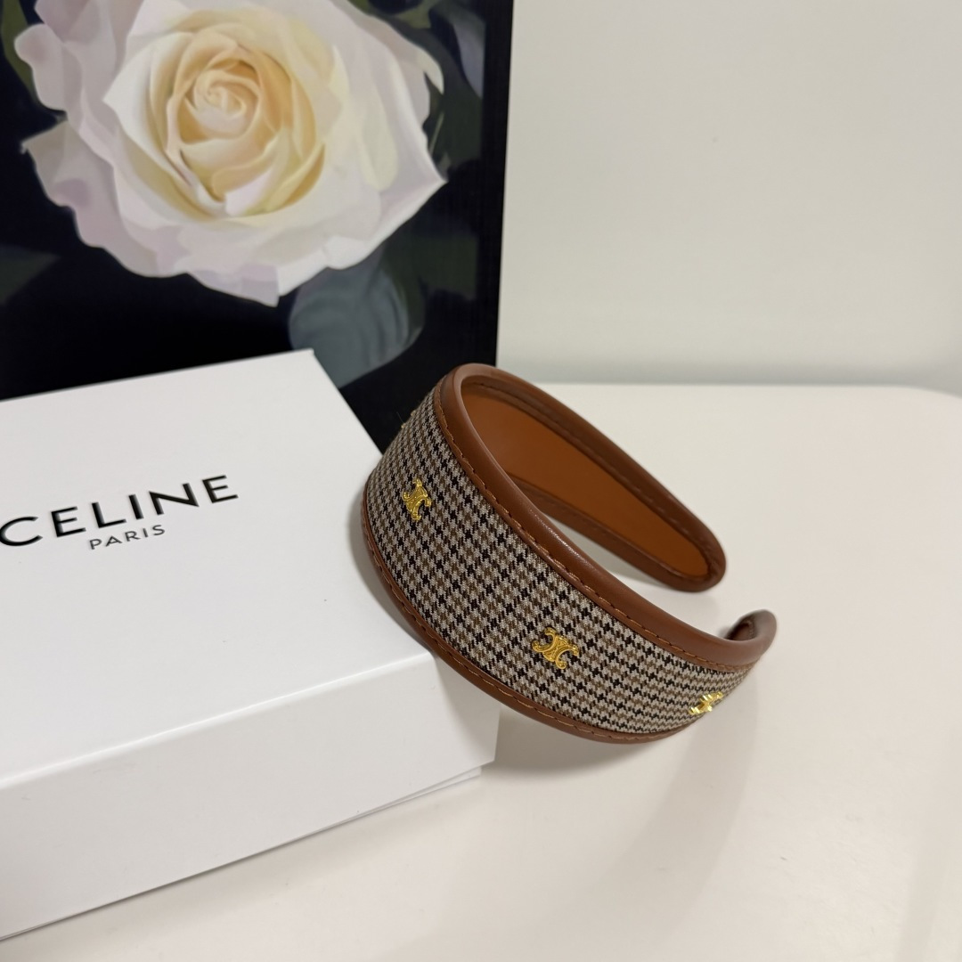 配专柜包装Celine（赛琳）最新发箍小仙女快入手特殊材质 不嘞头可盐可甜～