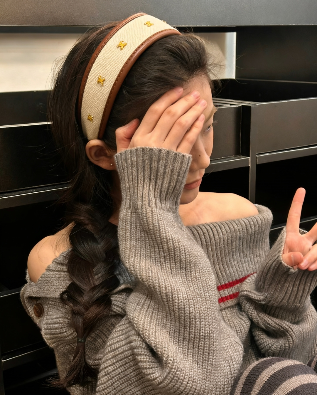 配专柜包装Celine（赛琳）最新发箍小仙女快入手特殊材质 不嘞头可盐可甜～