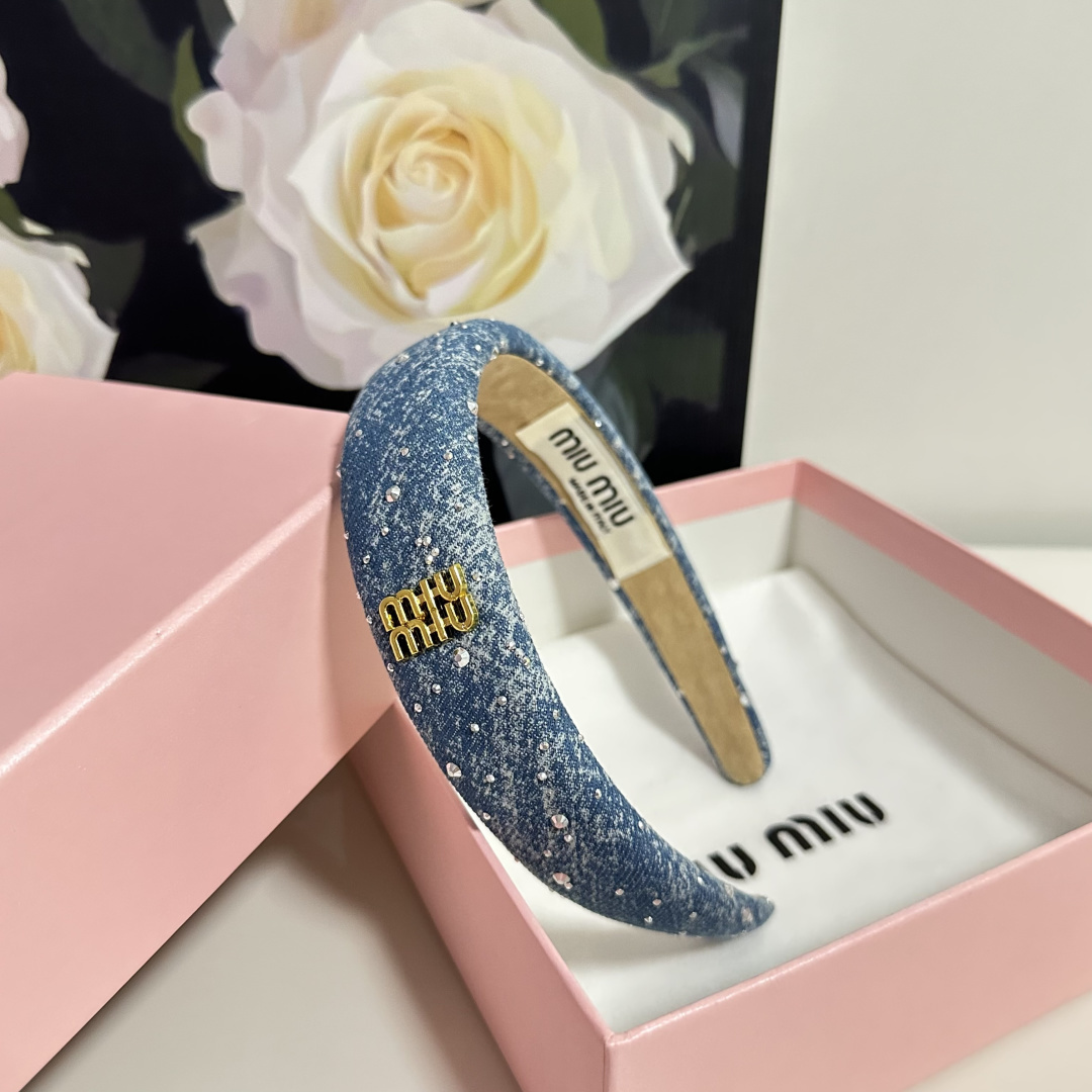 配专柜包装MiuMiu（缪缪）最新发箍小仙女快入手特殊材质 不嘞头可盐可甜～