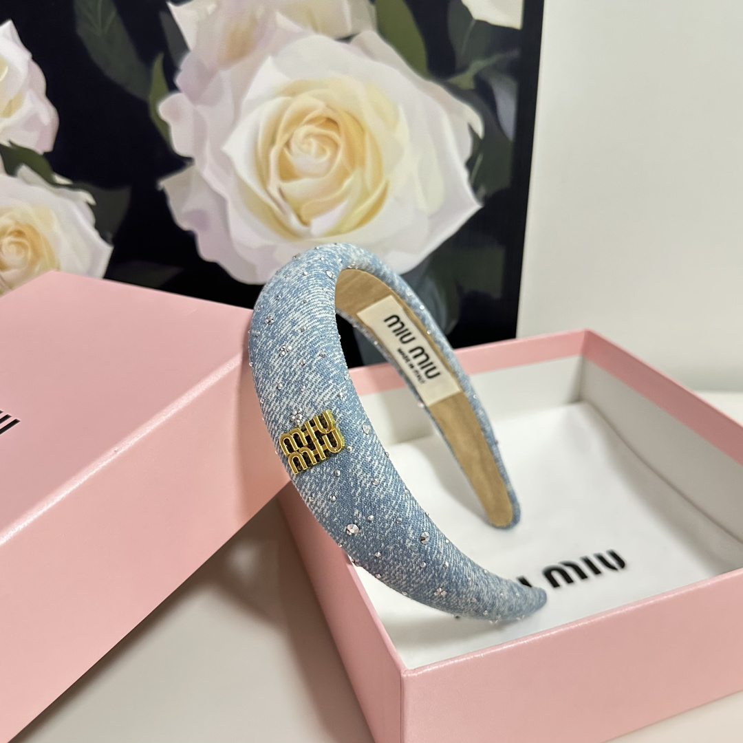 配专柜包装MiuMiu（缪缪）最新发箍小仙女快入手特殊材质 不嘞头可盐可甜～