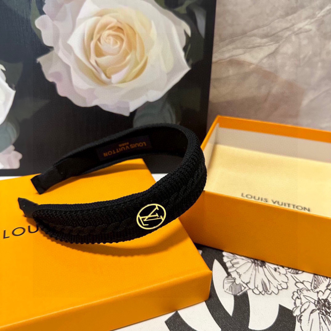 配专柜包装LV（路易威登）最新高工发箍小仙女快入手特殊材质 不嘞头可盐可甜～
