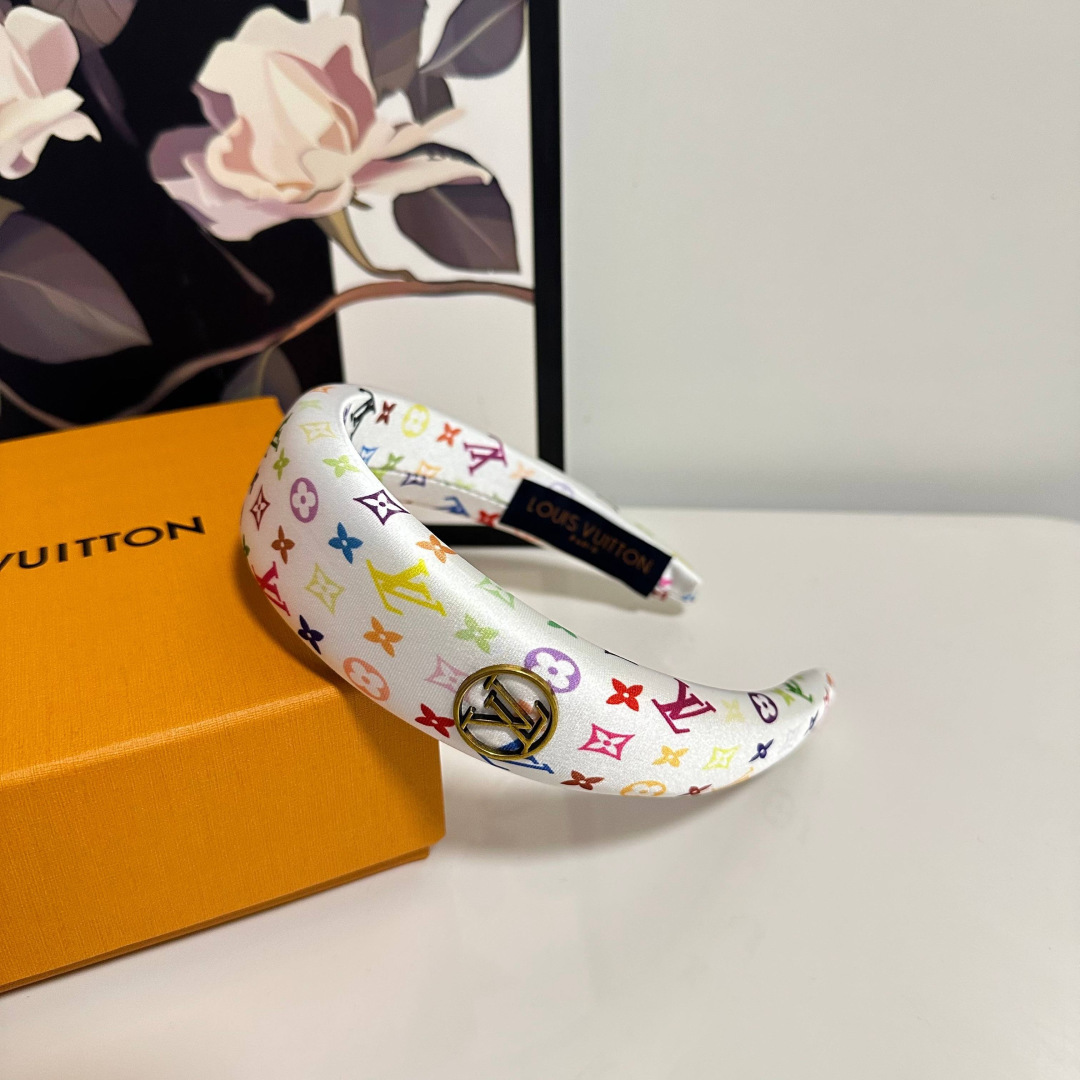 配专柜包装LV（路易威登）最新发箍小仙女快入手特殊材质 不嘞头可盐可甜～