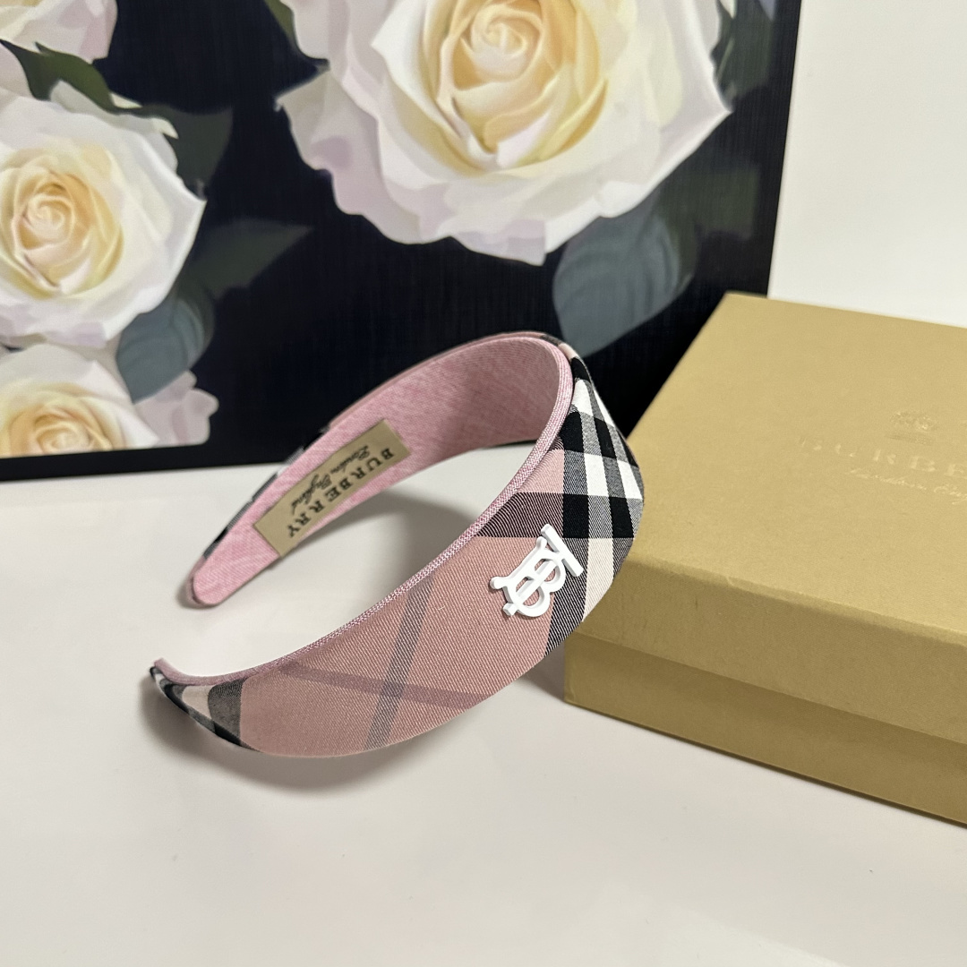 配专柜包装Burberry （巴宝莉）最新发箍小仙女快入手特殊材质 不嘞头可盐可甜～