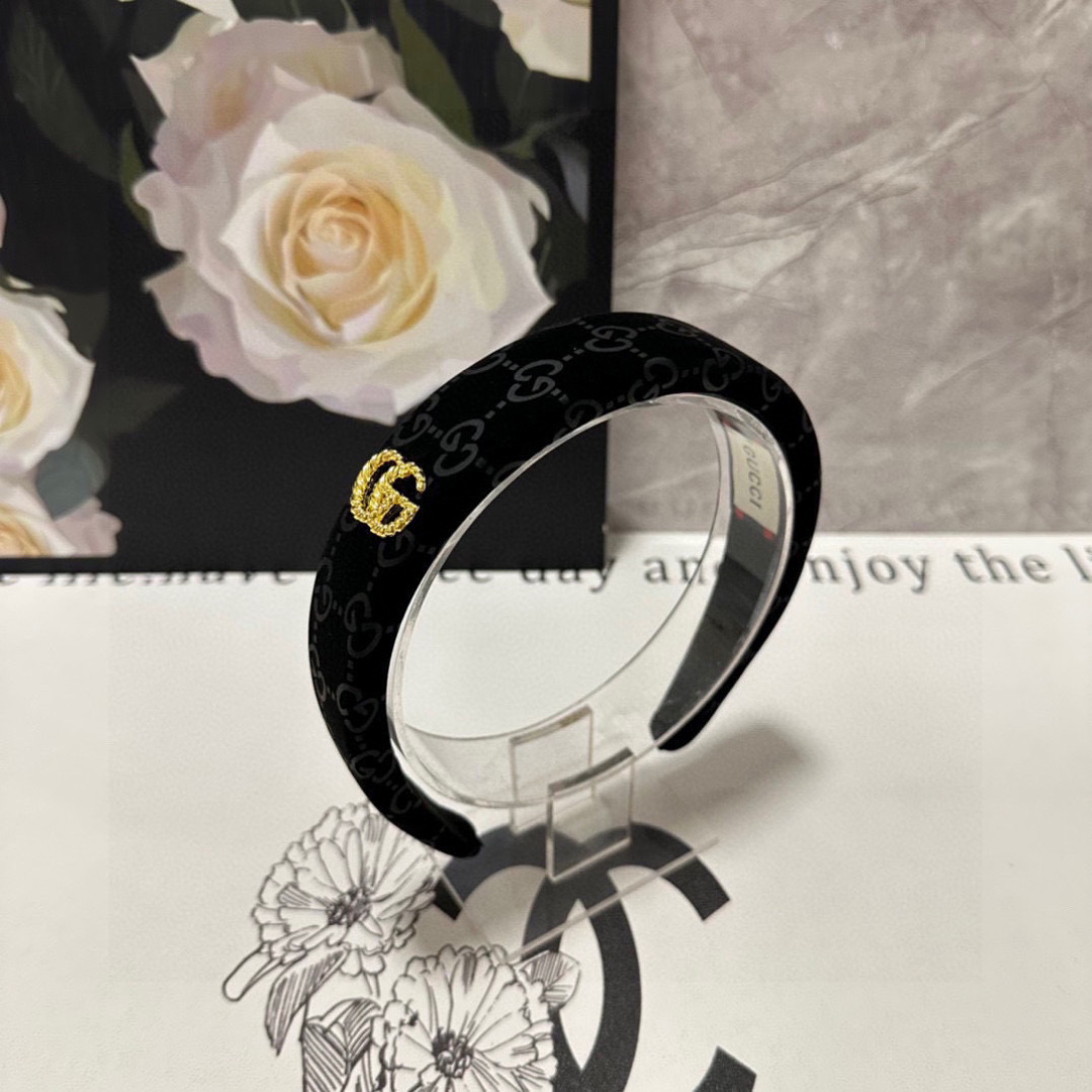 配专柜包装Gucci（古驰）最新发箍小仙女快入手特殊材质 不嘞头可盐可甜～