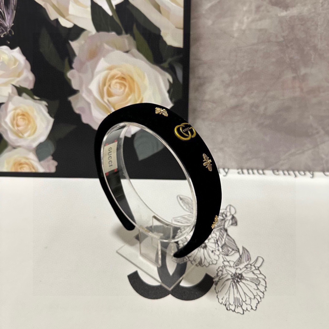 配专柜包装Gucci（古驰）最新蜜蜂发箍#信我！人手必备的单品 这件必须买洋气神仙颜值💕💫小仙女要收了它