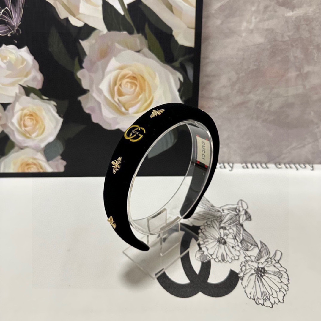 配专柜包装Gucci（古驰）最新蜜蜂发箍#信我！人手必备的单品 这件必须买洋气神仙颜值💕💫小仙女要收了它