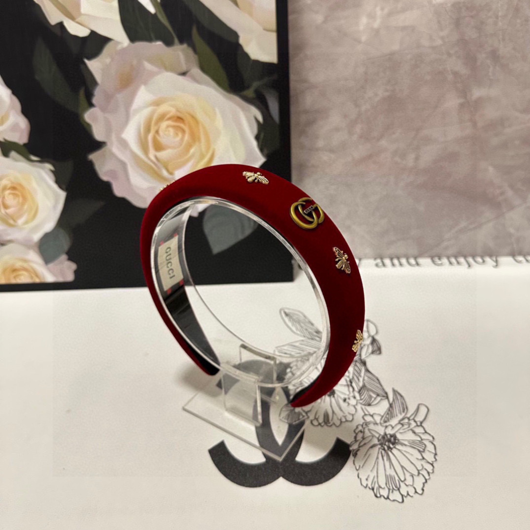 配专柜包装Gucci（古驰）最新蜜蜂发箍#信我！人手必备的单品 这件必须买洋气神仙颜值💕💫小仙女要收了它