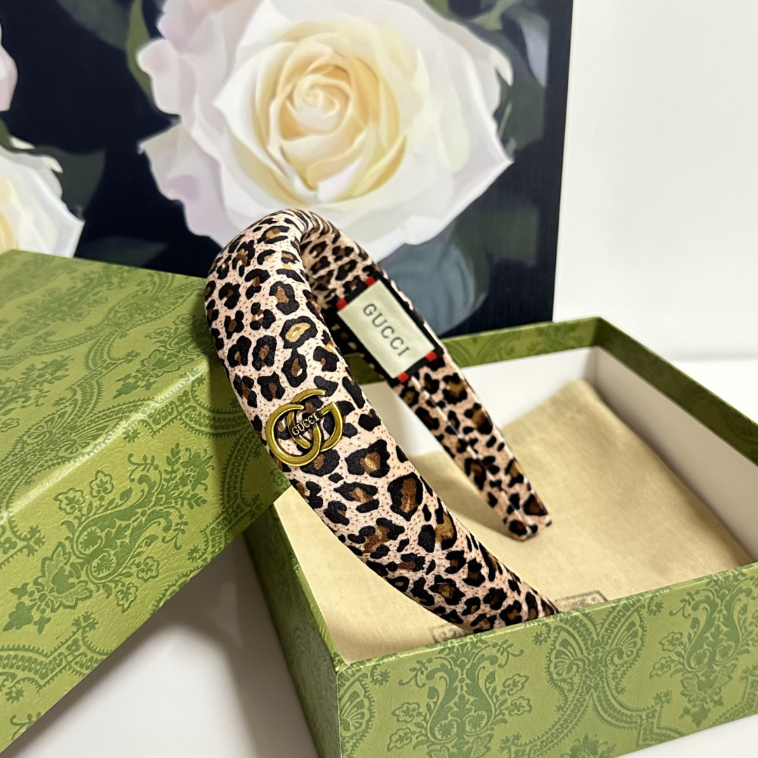 配专柜包装Gucci（古驰）最新发箍小仙女快入手特殊材质 不嘞头可盐可甜～
