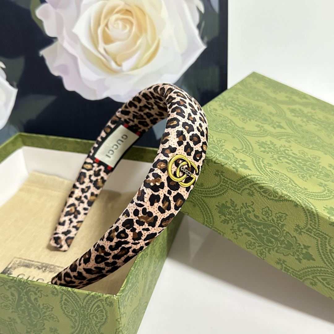 配专柜包装Gucci（古驰）最新发箍小仙女快入手特殊材质 不嘞头可盐可甜～