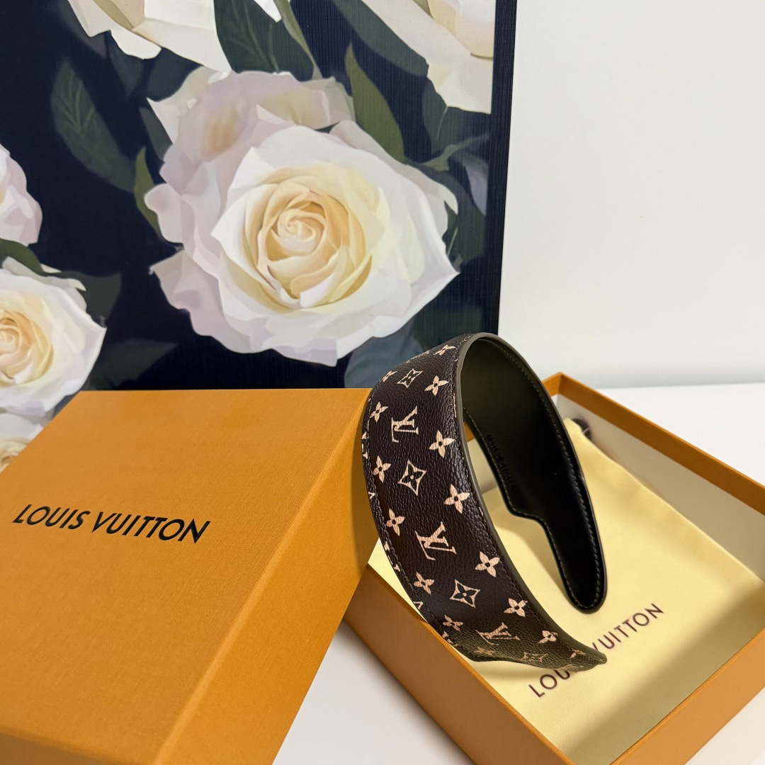 爆款来袭🔥 配包装 专柜1比1 材质# LV（路易威登）最新老花爆款，所见即所得，新款弹力质感手感都非常