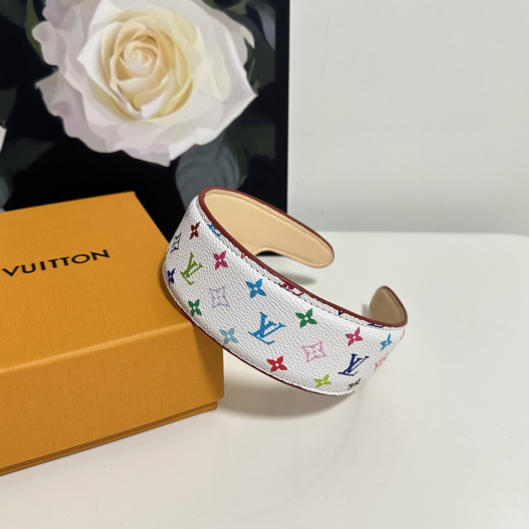 爆款来袭🔥 配包装 专柜1比1 材质# LV（路易威登）最新老花爆款，所见即所得，新款弹力质感手感都非常