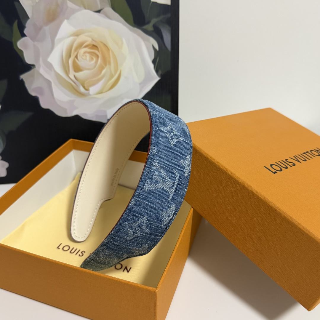 爆款来袭🔥 配包装 专柜1比1 材质# LV（路易威登）最新老花爆款，所见即所得，新款弹力质感手感都非常